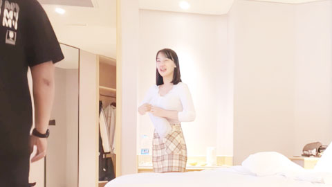 迷妹推荐--极品丰润美女