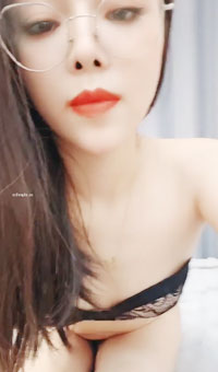 性感御姐黑丝玉足，口舌侍奉，啪啪性爱