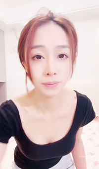 她两口子又来了，长腿少妇69口交骑乘后入无套爆操