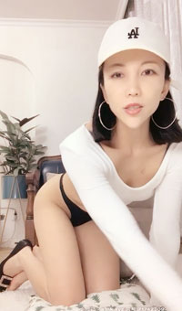 爱撸铁的周周